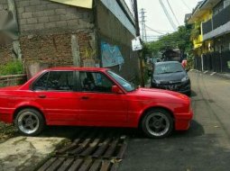 Mazda Serie 3 318i E30 1.8 1990 3