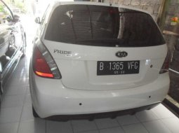 Kia Pride 1.4 Automatic 2011 SUV 1