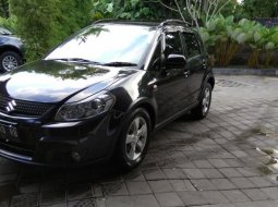 Suzuki X-Over SX4 2011 Manual 1