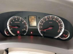 Suzuki Ertiga GX MT 2013 Abu-Abu Metalik  2