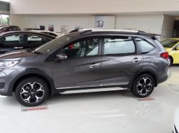 Honda BR-V E Prestige AT Tahun 2018 Automatic 5