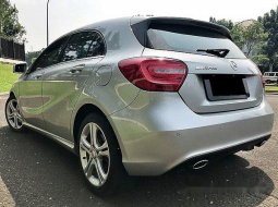  Mercedes-Benz A200 2013 4