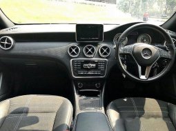  Mercedes-Benz A200 2013 1