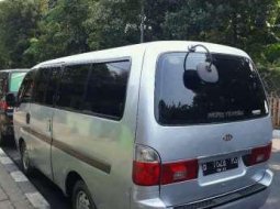 Jual Kia Travello Tahun 2007 6