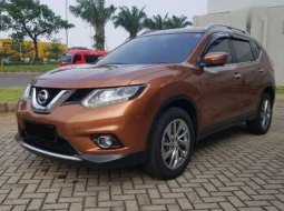 Jual mobil Nissan X-Trail 2.5 AT Tahun 2015 Automatic 1