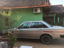 Jual mobil Toyota Cressida 1985 Jawa Barat 3