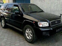 Jual mobil Nissan Pathfinder Tahun 2001 2