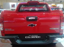 Dijual mobil Chevrolet Colorado 2017   2