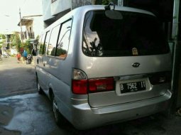 Jual mobil Kia Travello MT tahun 2007  1