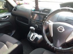 Jual mobil Nissan Serena HWS AT Tahun 2013 Automatic 3