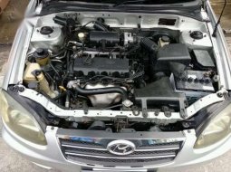 Jual mobil Hyundai Accent 2004 1