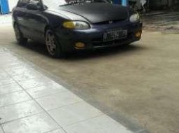 Jaul mobil Hyundai Accent 2000 2