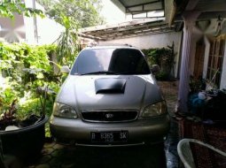 Jual mobil Kia Carnival AT Tahun 2000 Automatic 3