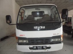 Isuzu Elf 2.8 Manual 2000  2