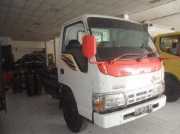 Isuzu Colt 77 PS 2015 Truck 3