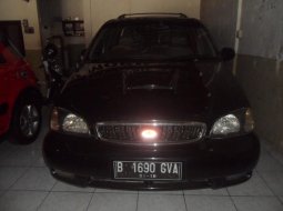 Kia Carnival GS 2000 1