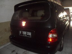 Kia Carnival GS 2000 5