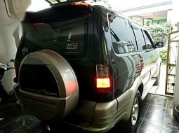 2003 Isuzu Grand Touring Dijual 4