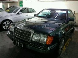  Mercedes Benz 300 CE Tahun1992 Hijau Metalik 5