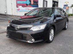 Toyota Camry V 2015 Dijual 8