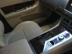 Jaguar XF Premium Luxury 2012 Dijual  4