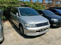 Mitsubishi Chariot Grandis GDI 2.4 AT 2000 dijual  4