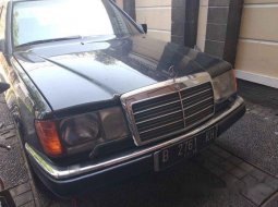  Mercedes-Benz 300E 1986 Dijual  5