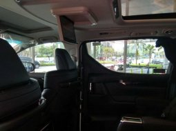 Toyota Vellfire G 2018 AT Dijual 3