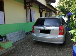   Toyota Wish 2004 dijual 7