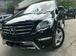 Mercedes-Benz ML350 Sunroof 2012  2