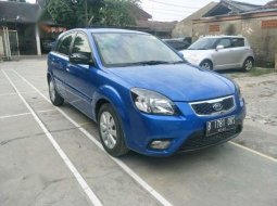 2010 Kia Pride dijual  6