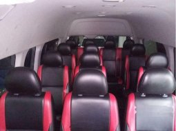 Toyota Hiace High Grade Commuter 2015 Van dijual 6