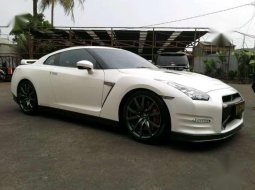 Nissan Skyline 2012 3