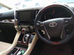 Toyota Alphard G 2016 4