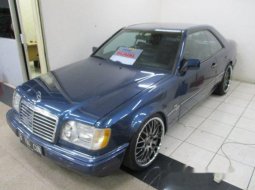 Mercedes-Benz 300CE Dua Pintu 1989 Dijual  3