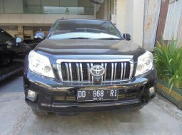 Toyota Land Cruiser Prado 2011 Dijual  5