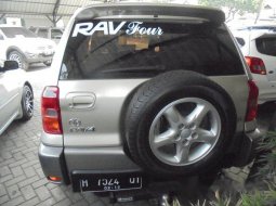 Toyota Rav4 4X4 2002 Dijual  6