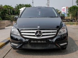 Mercedes-Benz B200 Urban 2013  7