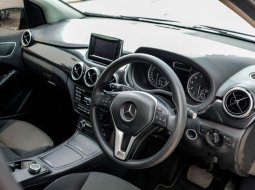 Mercedes-Benz B200 Urban 2013  5