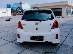 Toyota Yaris E 2013 Hatchback dijual 4