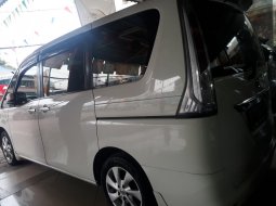 Jual mobil Nissan Serena 2013  4