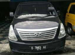 Hyundai Starex Mover CRDi 2012 1