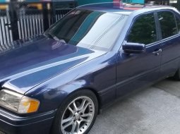 Mercedes-Benz C180 1996 4