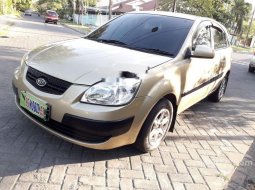 Kia Pride 2006 Dijual  6