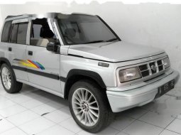 Suzuki Side Kick 1.6 2001 SUV dijual 3