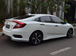 Honda Civic Turbo 1.5 Automatic 2016 dijual 3