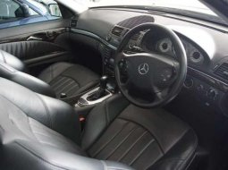 2004 Mercedes-Benz E55 AMG dijual 3