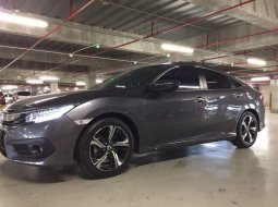 Honda Civic ES Prestige 2017 Sedan Dijual 16