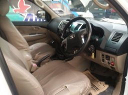 Toyota Hilux G 2015 dijual 4