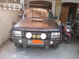 Nissan Terrano Kingsroad K2 2004 SUV dijual 6